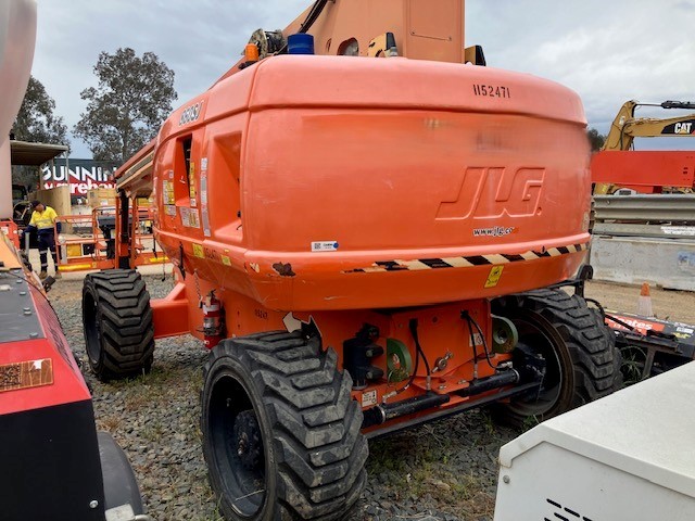Sold - Scissor Lift - View 3